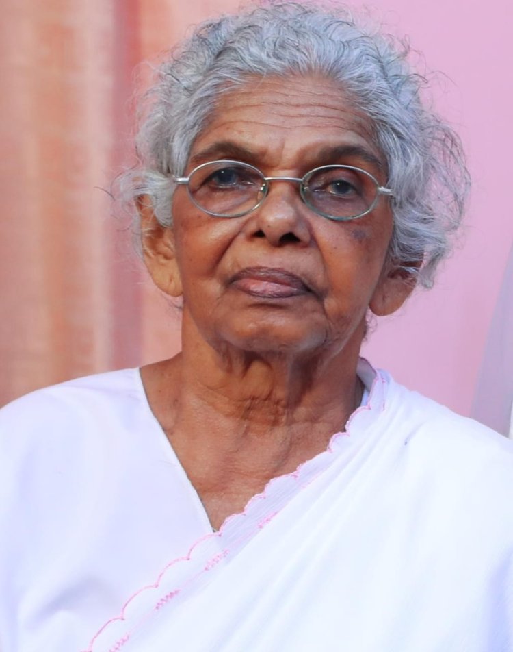 കുരിക്കിലേത്ത് അജെയ്സ് ഭവനിൽ (ചെറുവള്ളിൽ) ഏലിയാമ്മ ജോർജ് (88) നിര്യാതയായി