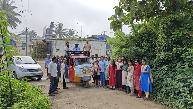 ഗാന്ധി ജയന്തി ദിനത്തിൽ ശുചീകരണ പ്രവർത്തനത്തിൽ ഏർപ്പെട്ടു ഏ.ജി പുൽപള്ളി