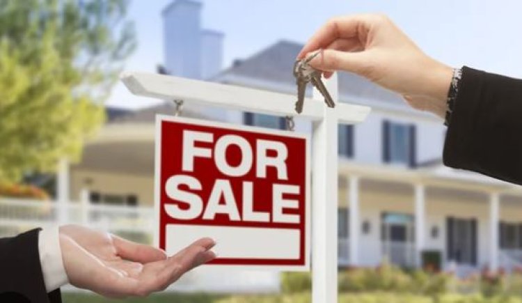 അടൂരിൽ ഇരുനില വീടും സ്ഥലവും വില്പനയ്ക്ക്