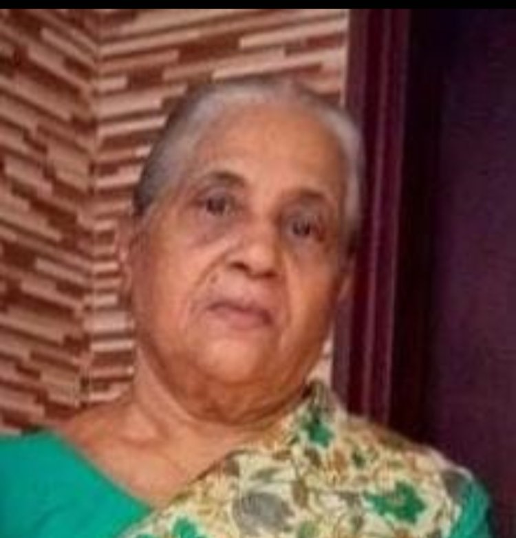 പാലാരിവട്ടം ജനത റോഡ് സയോൺ വീട്ടിൽ  എലിസബത്ത് ജോർജ്  (81) നിര്യാതയായി
