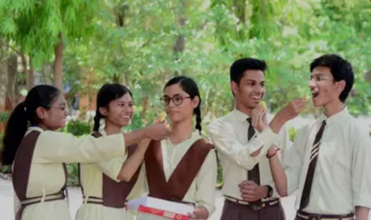 വിജയശതമാനം 99.5; എസ്എസ്എൽസി പരീക്ഷാഫലം പ്രഖ്യാപിച്ചു