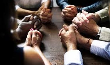 പ്രാർത്ഥനാ സമ്മേളനങ്ങൾക്കുള്ള അപേക്ഷകൾ അംഗീകരിക്കാൻ കോടതി