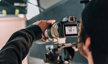 വീഡിയോഗ്രാഫറെ ആവശ്യമുണ്ട്