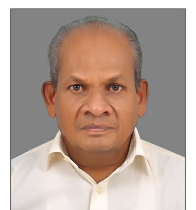 കാക്കനാട് തിർസ വില്ലയിൽ വി. രാമചന്ദ്രൻ (72) നിര്യാതനായി