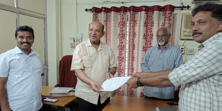 പ്രാർഥനയ്ക്കായി വാതിലുകളിൽ മുട്ടി പി.ജി. വർഗീസ്