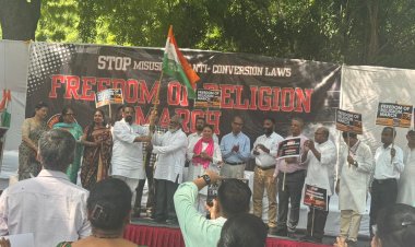 ക്രൈസ്തവർക്കെതിരെയുള്ള അതിക്രമം: ഡൽഹിയിൽ കൂറ്റൻ റാലിയിൽ പങ്കെടുത്ത് ക്രൈസ്തവ സംഘടകൾ