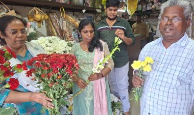 രാഷ്ട്രപതിക്ക് പൂക്കളൊരുക്കി കോട്ടയത്തെ പീറ്റർ മോസസും ഭാര്യ സജിനിയും