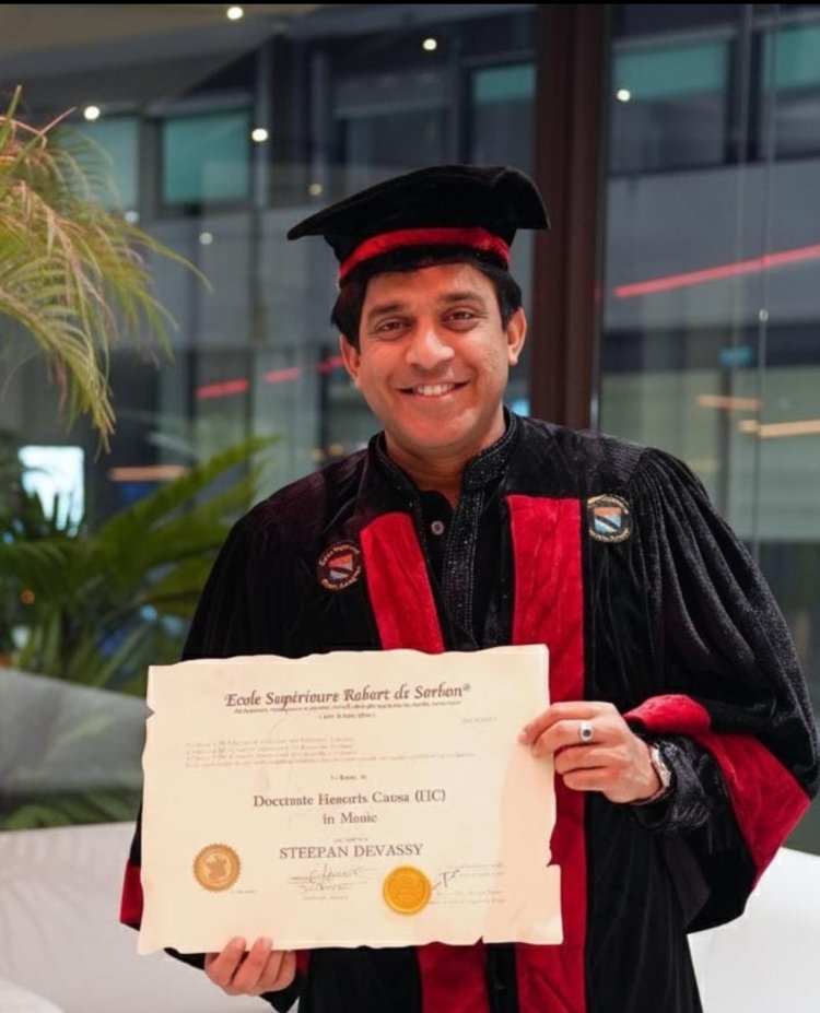 പ്രശസ്ത സംഗീതജ്ഞൻ സ്റ്റീഫൻ ദേവസിക്ക് സംഗീതത്തിൽ ഡോക്ടറേറ്റ്