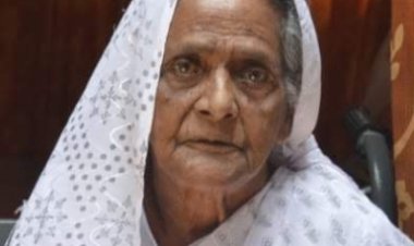 സമ്പത്തിലും സമയത്തിലും ദശാംശം പൂർണ്ണമായി നൽകിയ പ്രാർത്ഥനാ വനിത