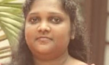 സ്കൂട്ടറിൽ സഞ്ചരിക്കവെ എതിരെ വന്ന ബൈക്ക് ഇടിച്ച് യുവതി മരിച്ചു