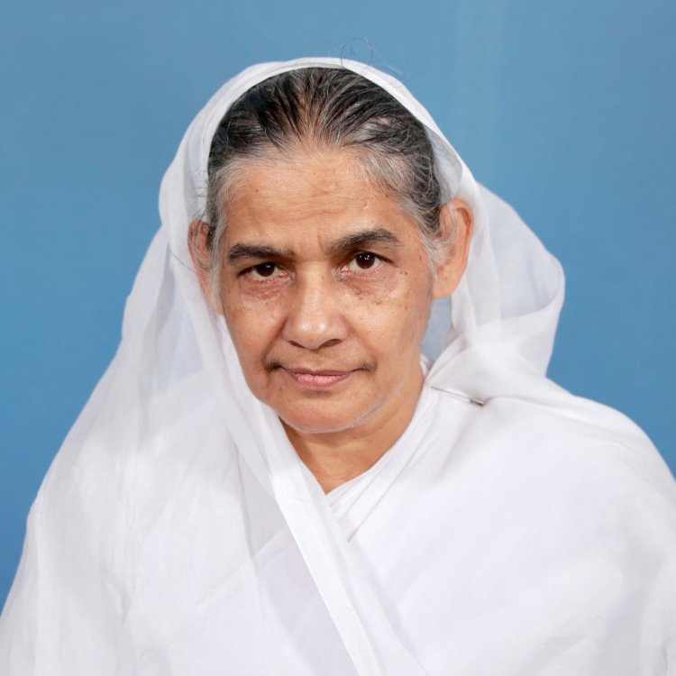 റ്റി.പി.എം കൊല്ലം സഭാ ശുശ്രൂഷക മദർ ലീലാമ്മ  ജോർജ് (കടമ്പനാട് ലീലാമ്മ - 60 ) കർതൃസന്നിധിയിൽ