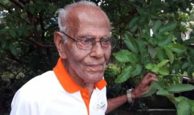 ഗാന്ധി എന്ന കെടാവിളക്ക്: പ്രകാശ സ്മരണയിൽ നിലനിന്ന ടി.വി.ജോർജും ഓർമ്മയായി