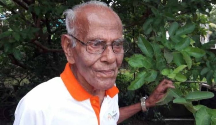 ഗാന്ധി എന്ന കെടാവിളക്ക്: പ്രകാശ സ്മരണയിൽ നിലനിന്ന ടി.വി.ജോർജും ഓർമ്മയായി