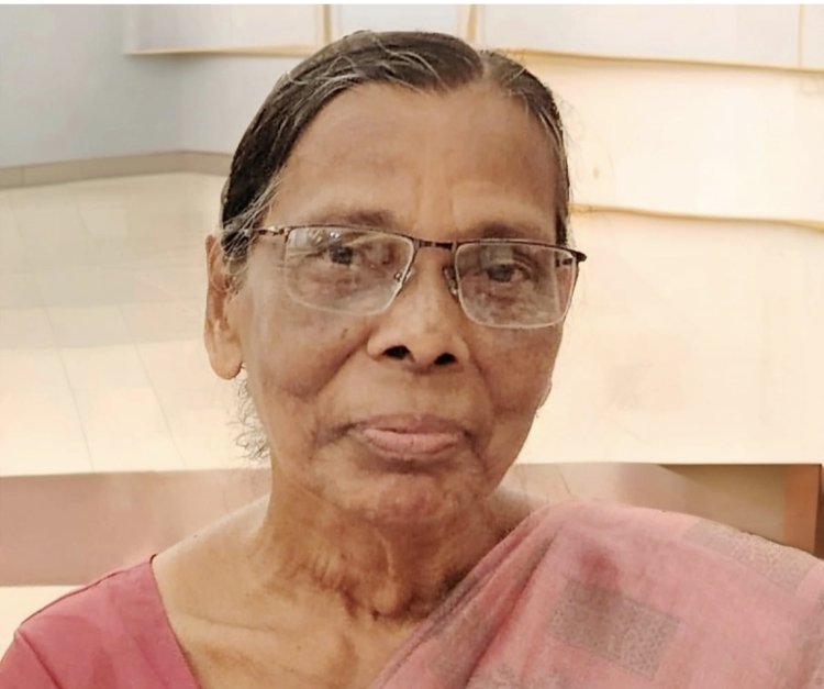 കടുങ്ങല്ലൂർ വലിയപറമ്പിൽ കുഞ്ഞന്നാമ്മ ടീച്ചർ (78) നിര്യാതയായി