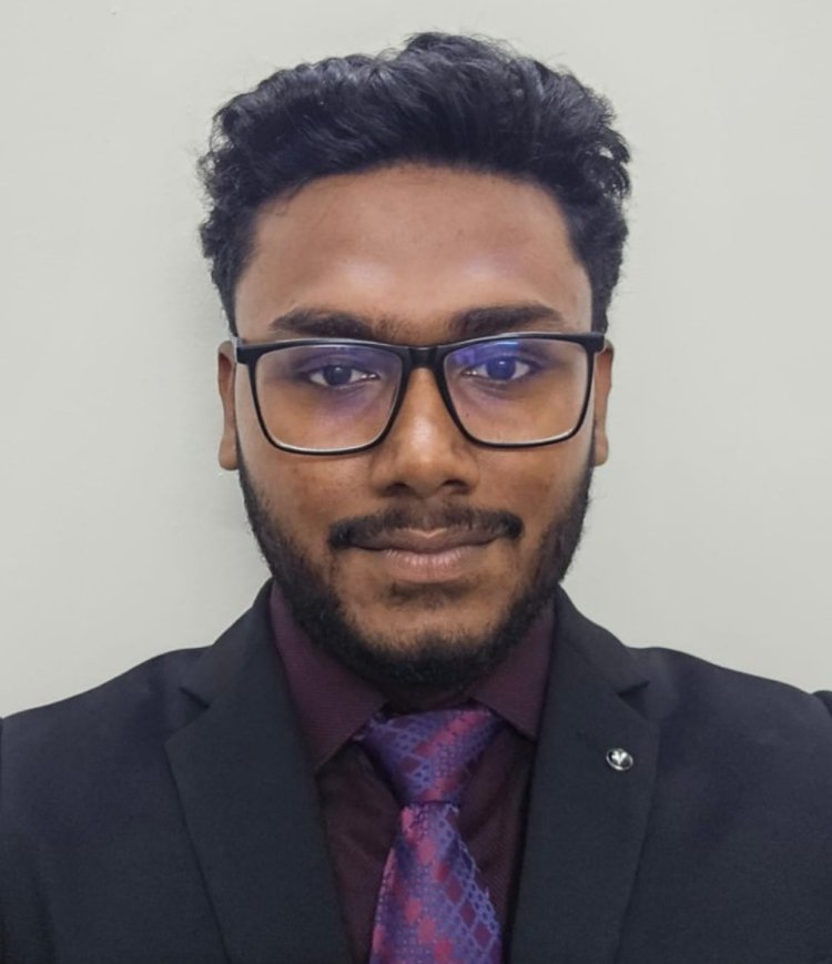 3 മണിക്കൂർ വിദ്യാർത്ഥികളെ അഭിമുഖീകരിച്ച് സ്ഥാനാർത്ഥികൾ; യോവേൽ പി. മാത്യു എക്സ്എൽആർഐ കോളേജ് വിദ്യാർത്ഥി നേതാവ് 