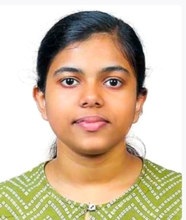 രൂപ കെ. വിനോദിന്  മുഖ്യമന്ത്രിയുടെ പ്രതിഭ സ്കോളർഷിപ്പ്