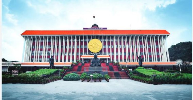 പുതിയ സര്‍ക്കാര്‍: നിലപാടുകളും പ്രതീക്ഷകളും