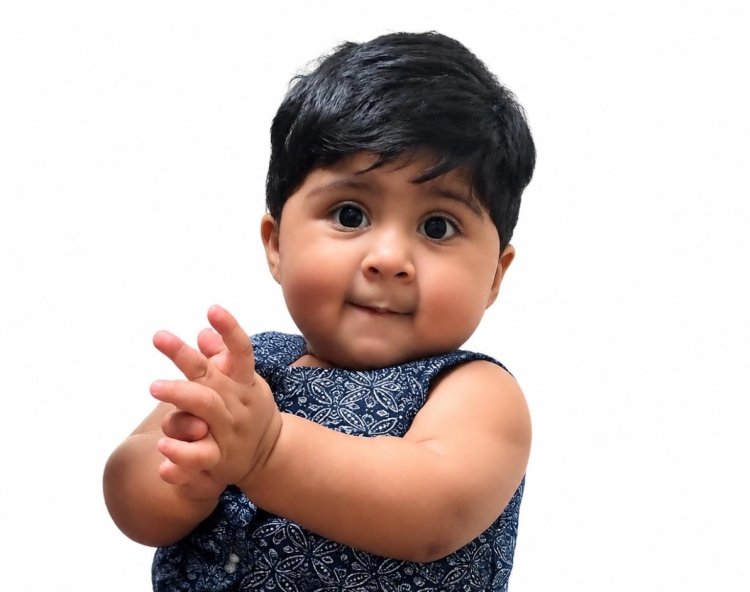 ഹെസ ആൻ ആഷ്ലിയ്ക്ക് (9 മാസം) പ്രത്യാശയോടെ വിട