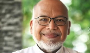 ​'തിരുനാമകീർത്തനം പാടുവാനല്ലെങ്കിൽ നാവെനിക്കെന്തിന്...'; ആത്മീയഗീതങ്ങളുടെ അമരക്കാരൻ ഫാ. മൈക്കിൾ പനച്ചിക്കൽ അന്തരിച്ചു