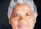 കുമരകത്ത് വെള്ളക്കെട്ട്: ആശുപത്രിയിലെത്താൻ വൈകി; ഗൃഹനാഥ മരിച്ചു
