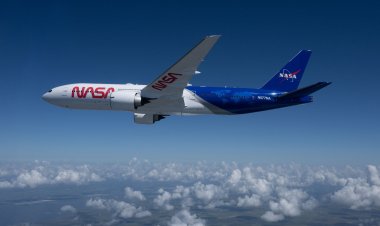 NASA's B777 Gets New Coat of Paint