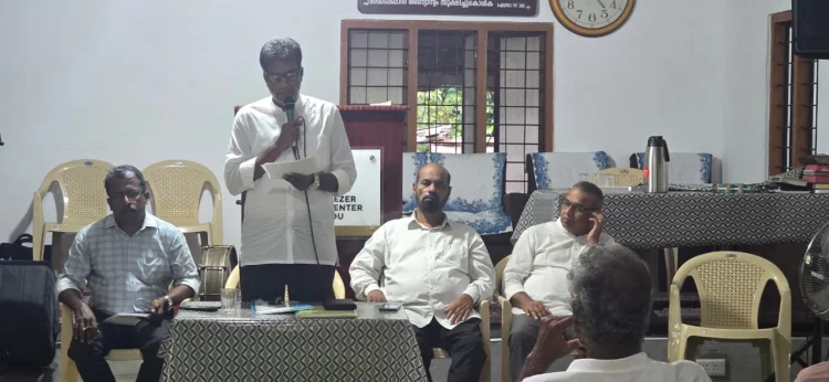ഭൂരഹിതരായ എട്ട് കുടുംബങ്ങൾക്ക് കിടപ്പാടം ഒരുക്കി ചിറയിൽ കുടുംബം